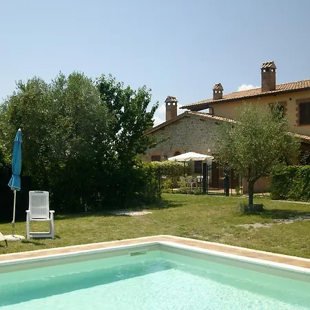 La Loggina Maxi Con 2 Giardini Recintati Privati Apartment Tuoro sul Trasimeno