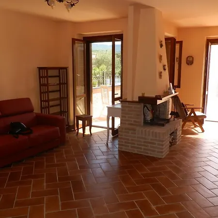 La Loggina Maxi Con 2 Giardini Recintati Privati Tuoro sul Trasimeno