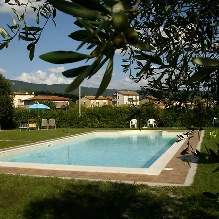 Apartamento La Loggina Maxi Con 2 Giardini Recintati Privati