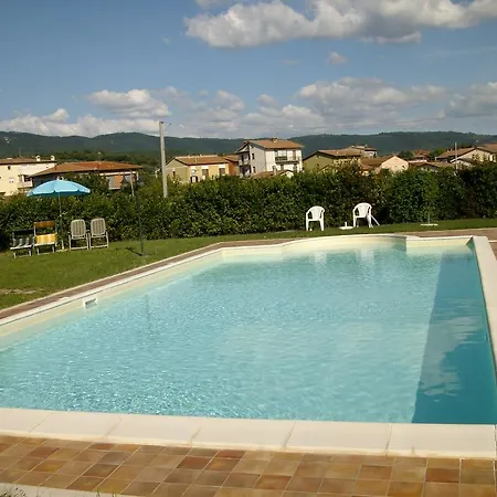 La Loggina Maxi Con 2 Giardini Recintati Privati Tuoro sul Trasimeno