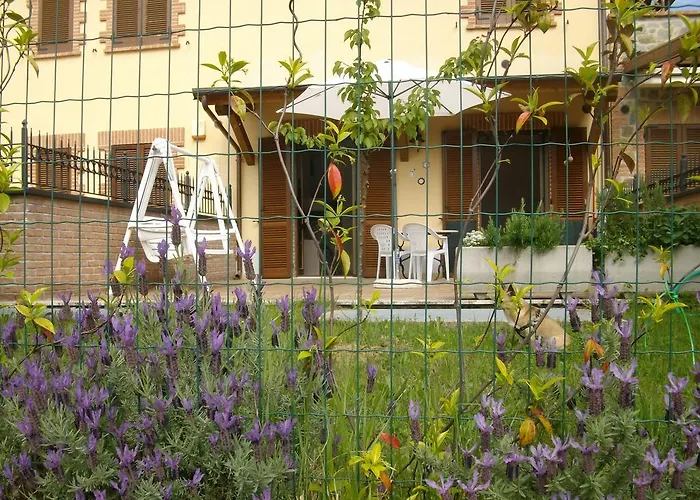 La Loggina Maxi Con 2 Giardini Recintati Privati Tuoro sul Trasimeno